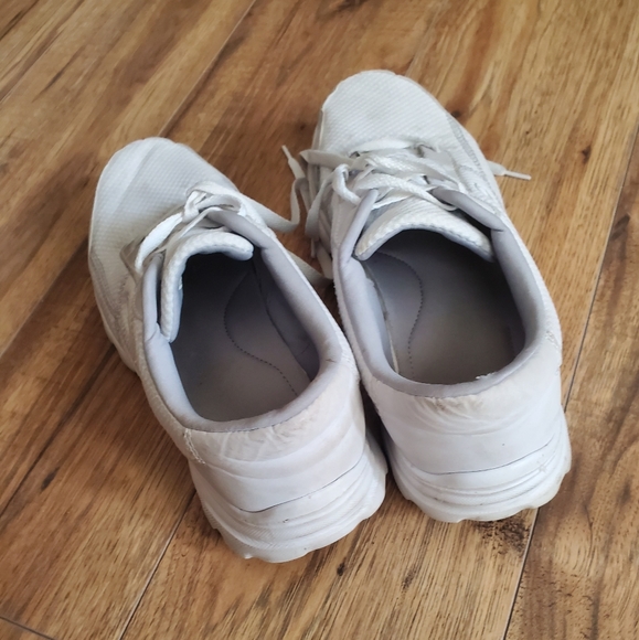 Champion Running Shoes - Picture 2 of 4